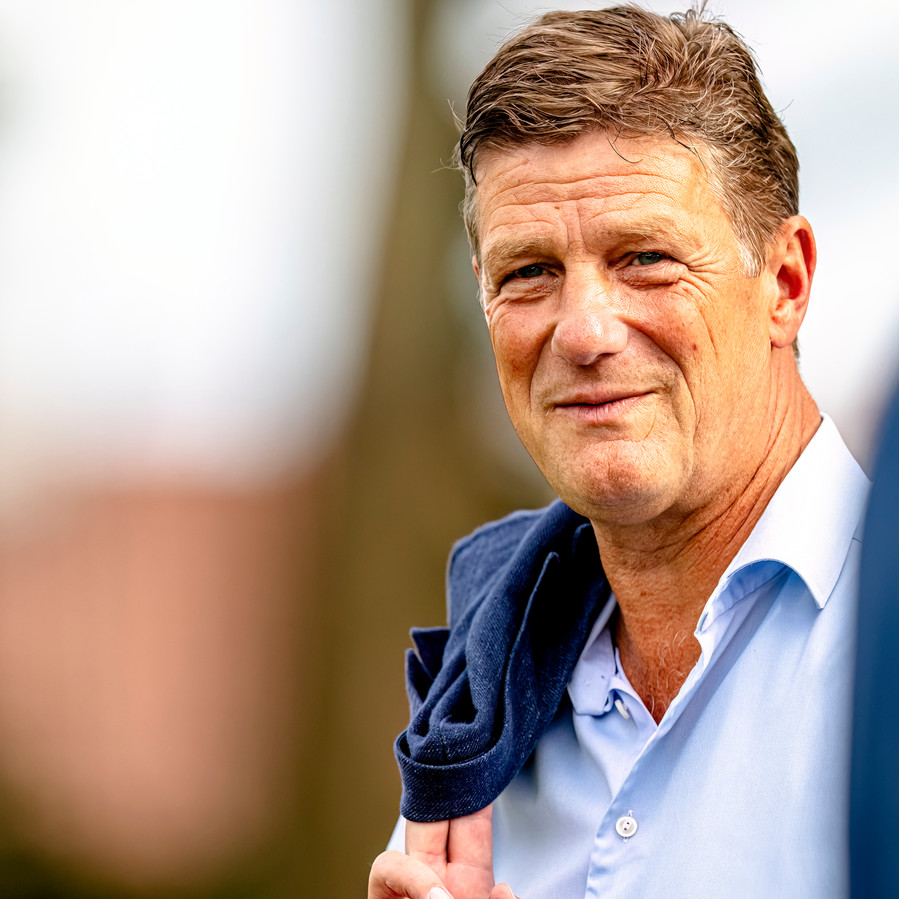 ‘NAC-stadion moet geen politiestaat worden waar mensen willekeurig in ...