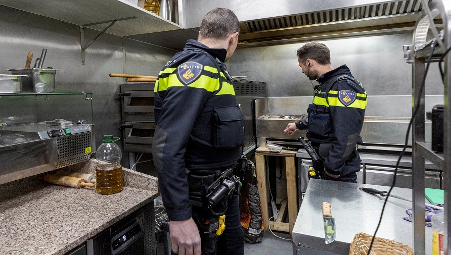 Grote handhavingsactie Scheveningen harddrugs gevonden in restaurant