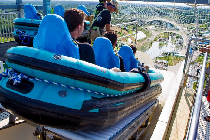 Grand Jury Noemt Amerikaanse Waterglijbaan Die Tienjarige Onthoofdde Dodelijk Wapen En Sleept Verantwoordelijken Voor De Rechter Buitenland Hln Be