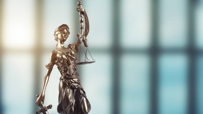 Rooienaar (63) zorgde voor onrust in zorgcentrum Lieshout; ronkende heggenschaar en ander geluid kost hem 300 euro boete