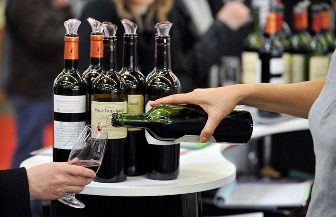 Frankrijk wil strenger controleren op die wijn | Consument | hln.be
