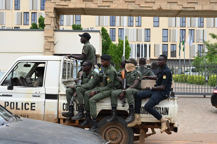 La polizia pattuglia le strade della capitale Niamey.  (21/08/23)