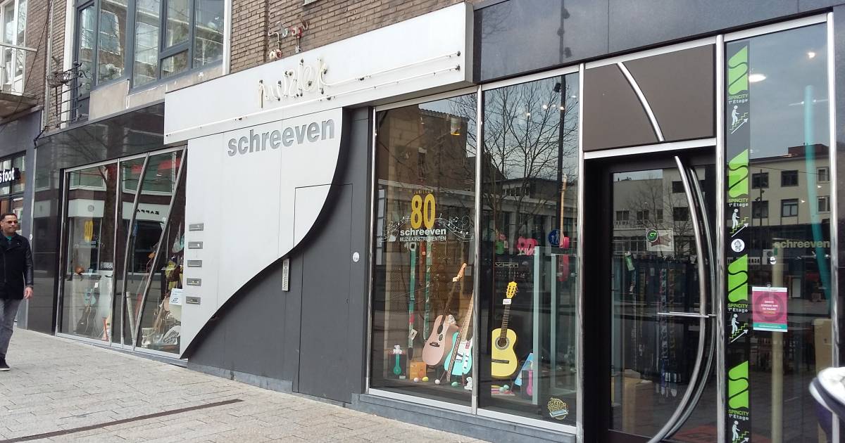 Muziekwinkel Schreeven verlaat na 65 jaar Plein 1944 | Nijmegen e.o