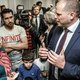 Het evenwicht tussen opjutten en 'parler-vrai'
