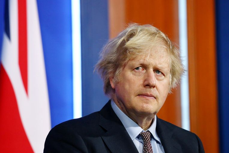 Boris Johnson worstelt met corona-paspoort: voorlopig geen ...