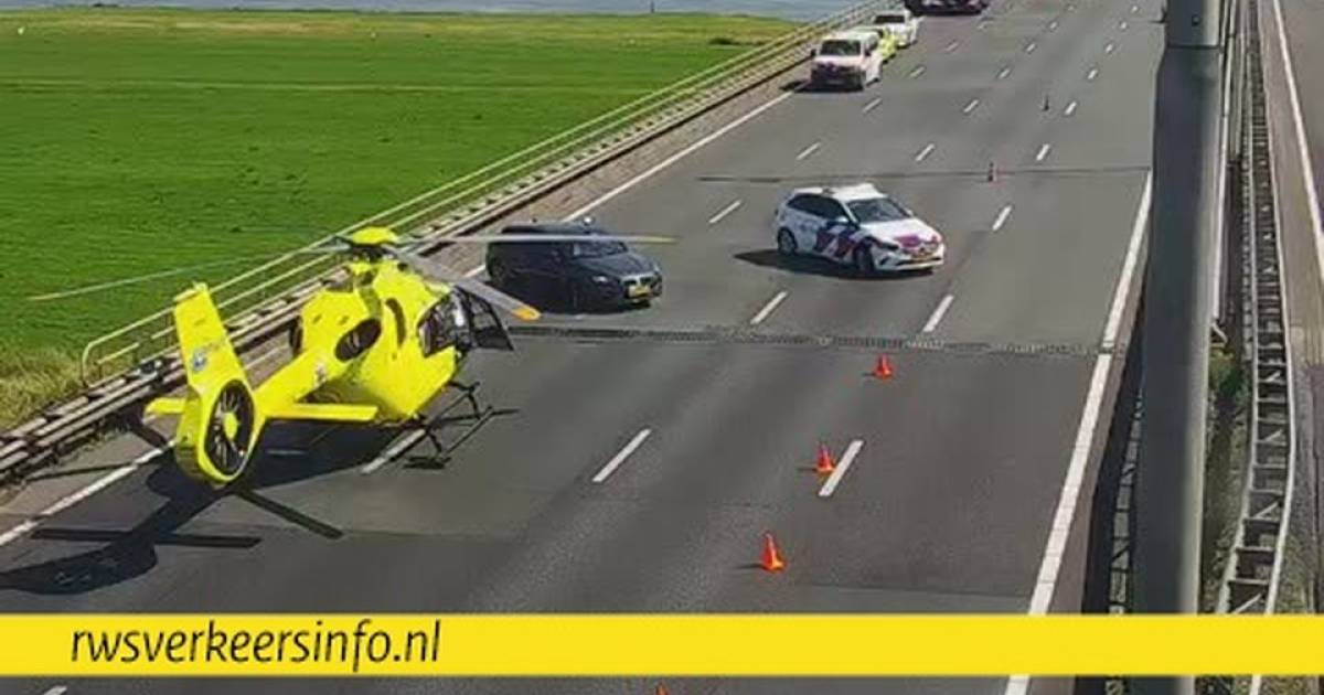 Ongeluk A28 bij Zwolle: weg dicht, uur vertraging, omleidingen via A6 en N50.