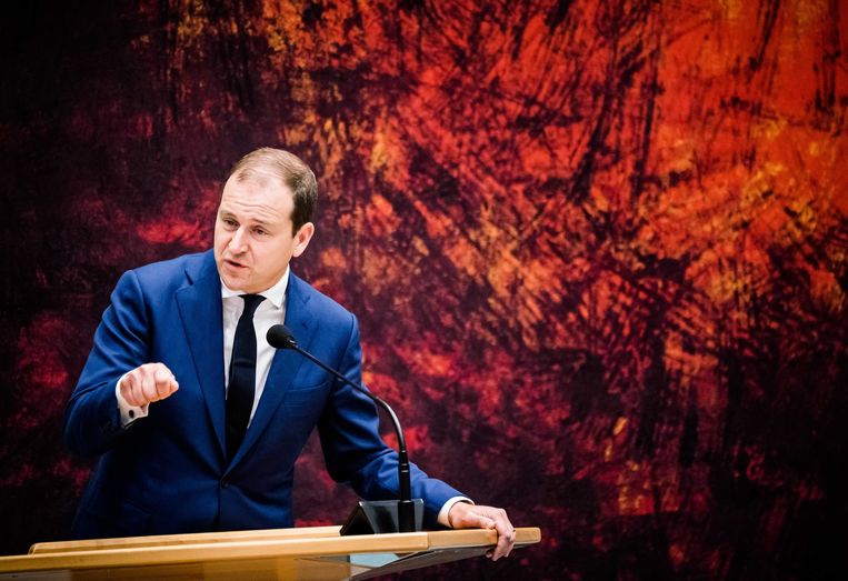 PvdA-leider Lodewijk Asscher wilde nog deze week in debat met het kabinet over de snel oplopende coronabesmettingen. Beeld ANP/Bart Maat