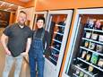 Josué Deleu en Trien Yperman openen vrijdag hun automatenshop 234 Food & More in de Barakken in Menen.