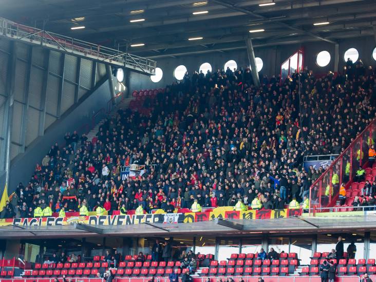 Enschede weert supporters van FC Utrecht: ‘Mensen die veiligheid in gevaar brengen horen niet in stadion’