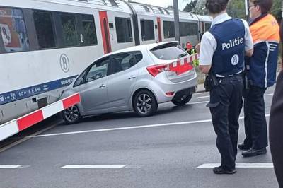 Trein ramt wagen net niet in Menen dankzij tussenkomst brandweer
