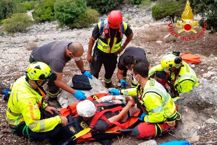 Brandweer op Sardinië gaf deze foto vrij van de reddingsactie.