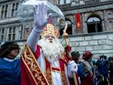 Sinterklaas denkt dat stout kind zijn vader heeft opgegeten: “Hij heeft zijn páp opgegeten? Dan zijn er géén stoute kinderen dit jaar!”