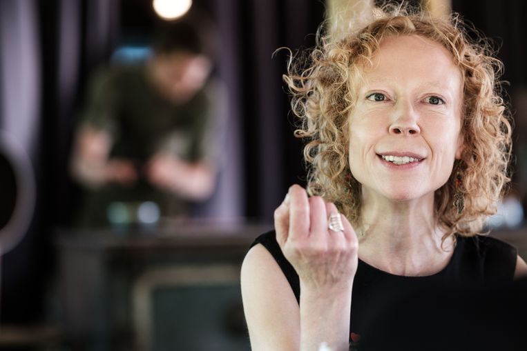 ‘Ik had vroeger een erg laag zelfbeeld. Logisch dat ik het feminisme toen erg aanlokkelijk vond: de man als onderdrukker en de vrouw als slachtoffer. Maar hoe meer ik me erin ging verdiepen, hoe meer ik feiten miste.’ Beeld Bob Van Mol