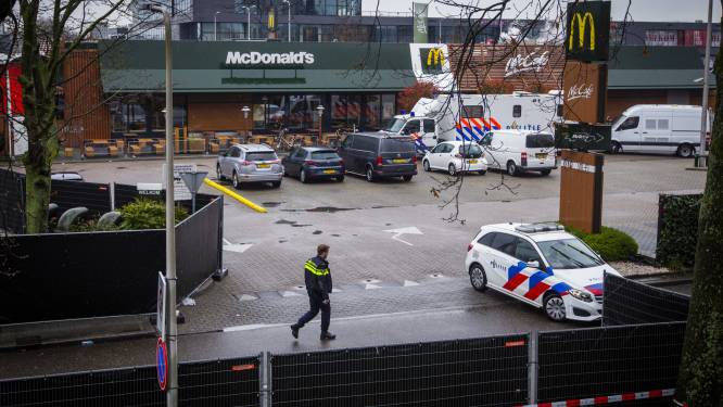 Veysel Ü. (32) nog drie maanden vast voor McDonald’s-moorden in Zwolle: ‘Hij wil graag zijn vrouw en kinderen zien’