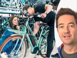 Hoeveel kilometer kan je met een elektrische fiets afleggen? En hoe groot is de onderhoudskost? Fietsexpert beantwoordt 10 vragen voor wie een e-bike wil kopen