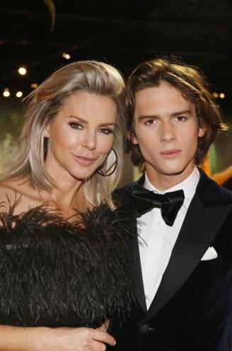 Steenrijk, model, ‘zoon van’: het luxeleven van Conrad Janssens. “Ik heb alles van m’n mama geleerd”