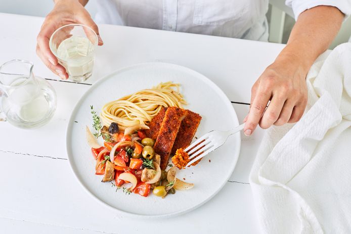 Schnitzel caponata met pasta