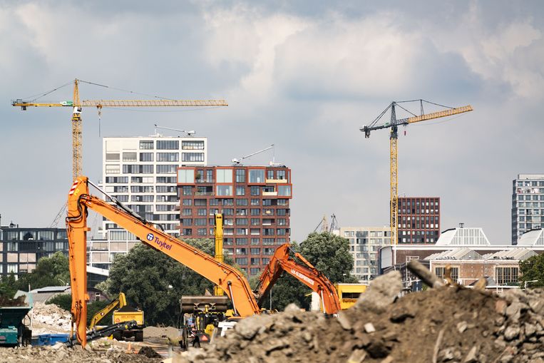 Rijk springt bij: woningbouw in Bijlmer, Osdorp en Hamerkwartier gered