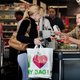 Hoe u binnenkort makkelijk kan sparen met wisselgeld