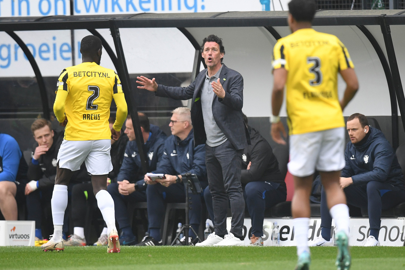 Van der Weerden verrast door ‘NECbroer’ voor derby interimcoach zet