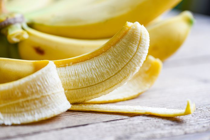 In het algemeen geldt: hoe rijper de banaan, hoe meer draadjes.