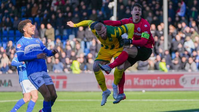 Plots heeft FC Den Bosch een spitsenprobleem en is ook doelman Wouter van der Steen geblesseerd