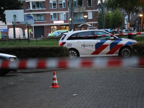Politie onderzoekt schietpartij op parkeerplaats in Apeldoorn