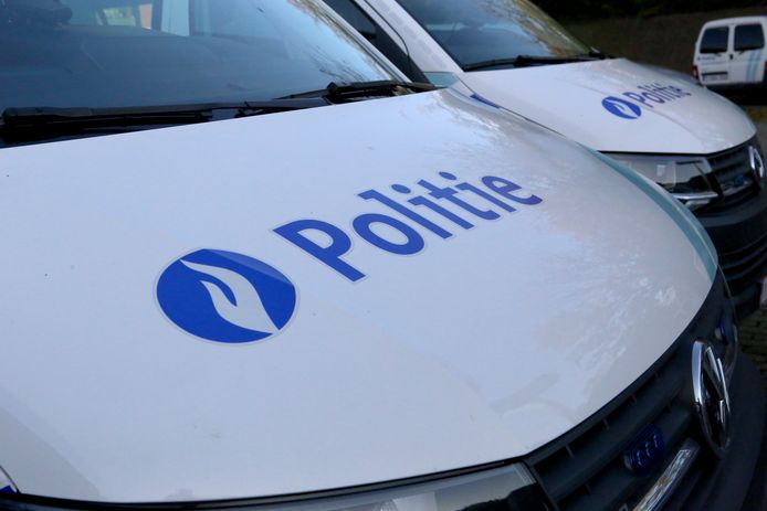De politie opende een onderzoek naar de mogelijke daders.