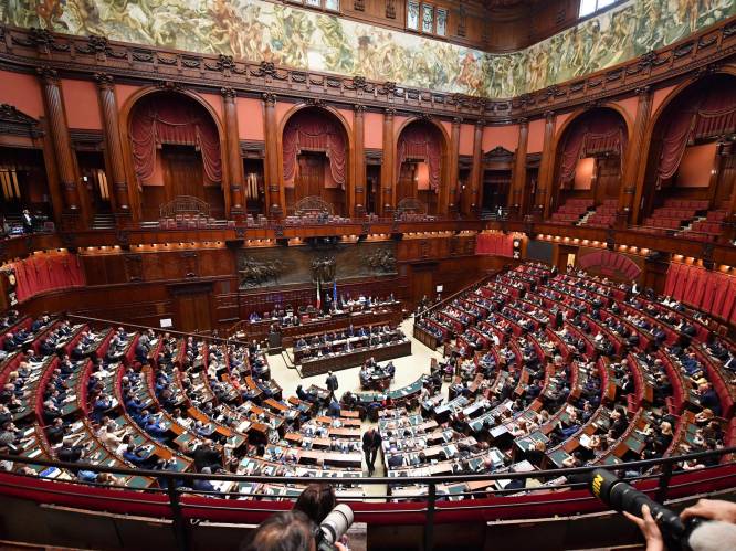 Rome op ramkoers met Europese Commissie: regering stuurt nieuwe begroting met exact zelfde cijfers