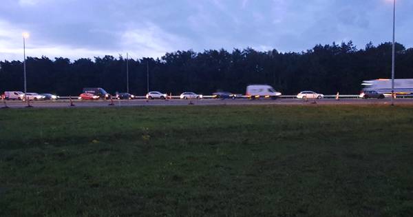 Ongeluk op A1 zorgt voor korte file bij Bathmen.