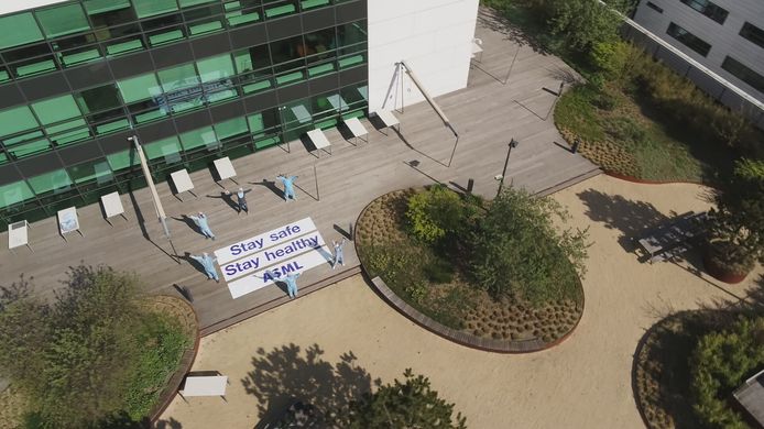 De coronacrisis lijkt het vertrouwen van beleggers in ASML niet te schaden.