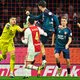Vechtlust in tweede helft tegen FC Twente is strohalm voor Ajax in crisis