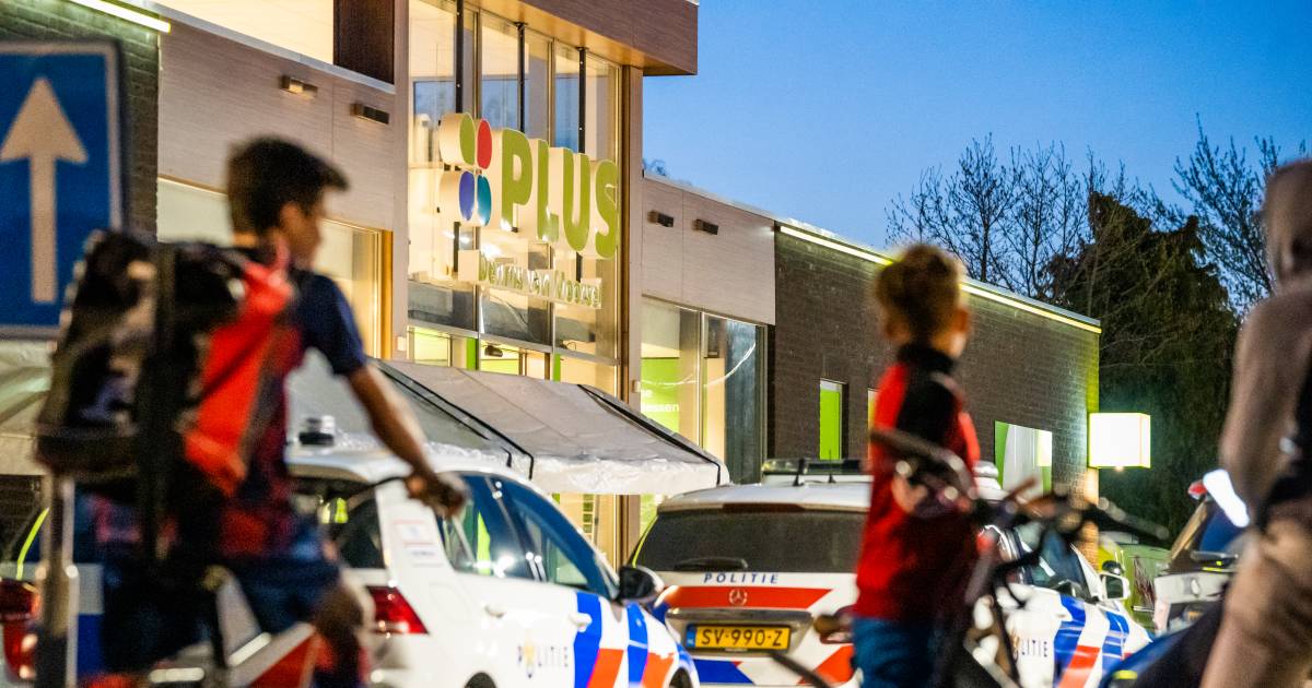 Trauma uit 1987 komt weer boven na gewapende overval Plus in Budel-Schoot: ‘Ik heb weer nachtmerries'.