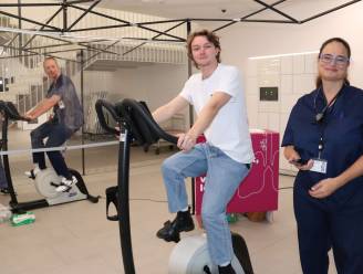 Acteur Tijmen Govaerts trapt COPD Bike Challenge op gang: “Ik ben longpatiënt van zolang ik me al kan herinneren”