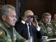 VIDEO: Russische president Poetin kijkt toe op omstreden legeroefeningen