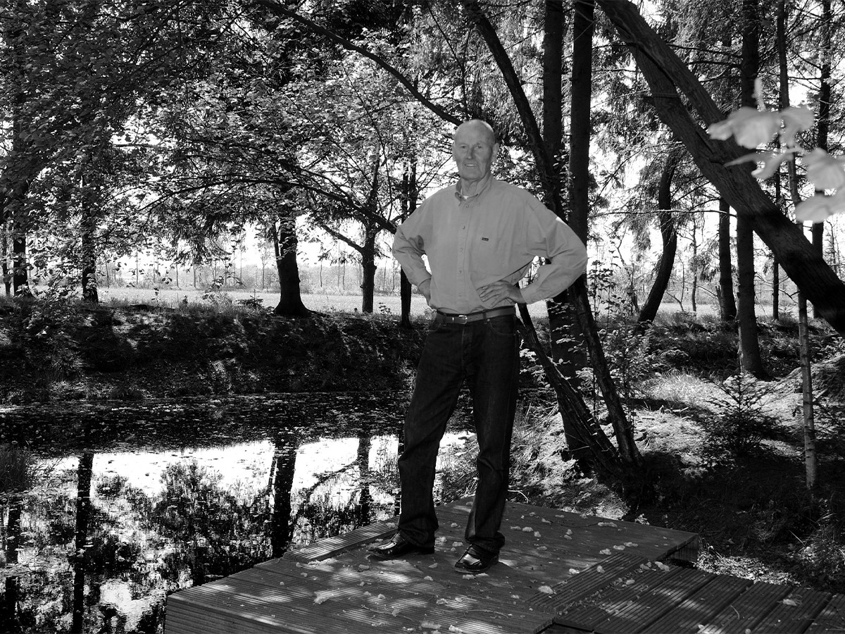 Kunstenaar Hans Ebeling Koning (92), een van de toonaangevende