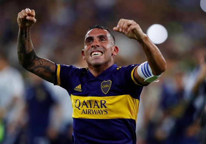 Boca Juniors - met de Argentijnse stervoetballer Carlos Tévez - kroont zich voor de 34ste keer tot kampioen van het land.