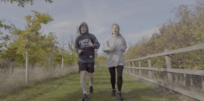 Guardando dentro Sheeranville.