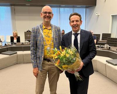 Burgemeester Van Kessel mag door in Cranendonck: positieve aanbeveling van gemeenteraad