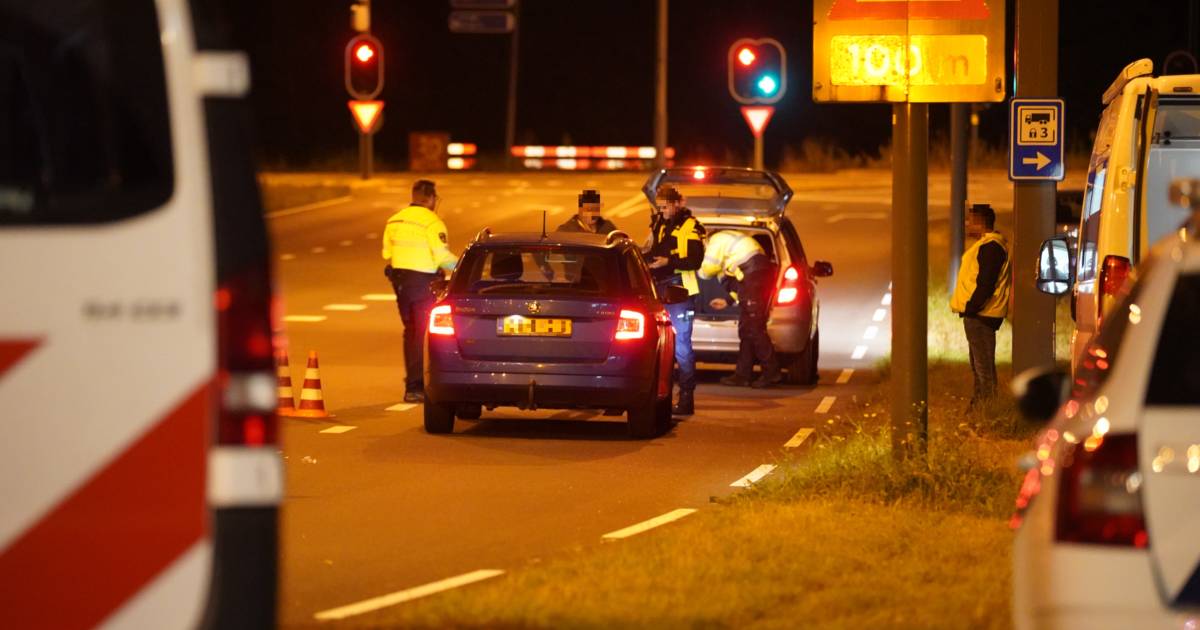 Zestien auto’s in beslag genomen bij controle in Deventer en Bathmen