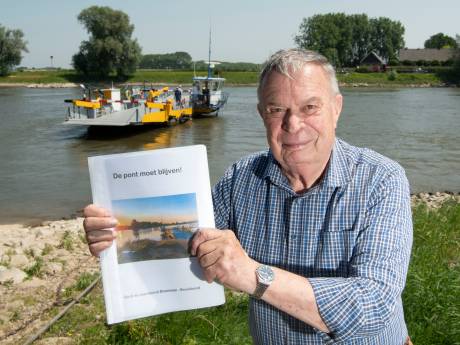 Reikt politiek de reddingsboei aan Brummense IJsselpont? Leo (76) doet oproep: ‘Onderneem actie’