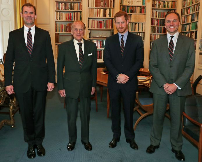 Majoor-Generaal Robert Magowan, Prins Philip, Prins Harry en Majoor-Generaal Charles Stickland