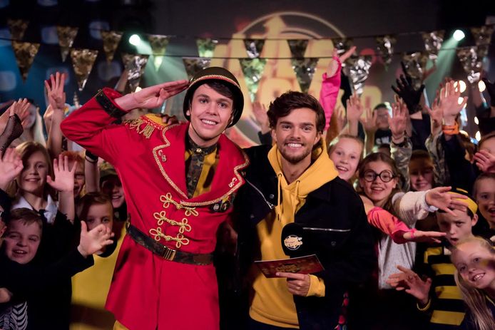 Chef Soldaat met Kids Top 20-presentator Buddy Vedder.