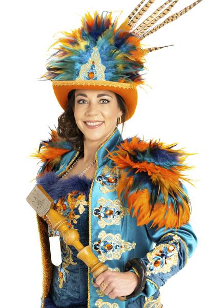 Prinses Escuro gaat voorop tijdens ‘Braziliaans’ carnaval in Gerwen