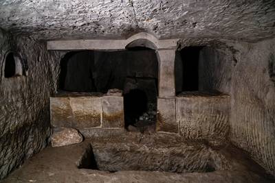 Israël opent 2.000 jaar oude begraafplaats die nooit eerder werd getoond