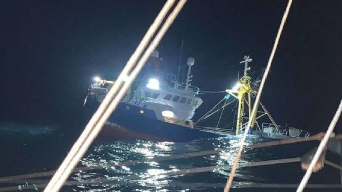 Geen slachtoffers nadat vissersboot uit Urk zinkt voor kust Engeland