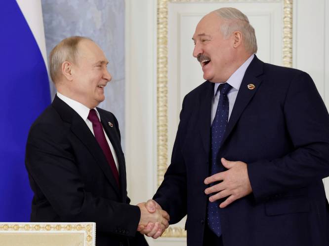 Wit-Russische president waarschuwt voor WOIII: “De wereld staat opnieuw aan de rand van de afgrond”