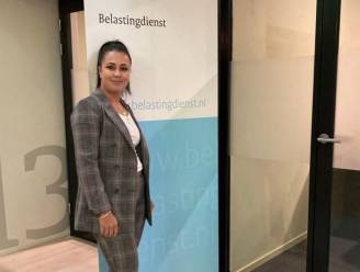 Zakia helpt Nijmegenaren gratis met belastingaangifte: 'Ik zie dat mensen zorgen hebben'