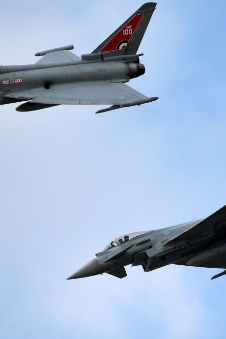 “Une fois de plus”: le Royaume-Uni intercepte des avions russes “volant près de l’espace aérien de l’Otan”