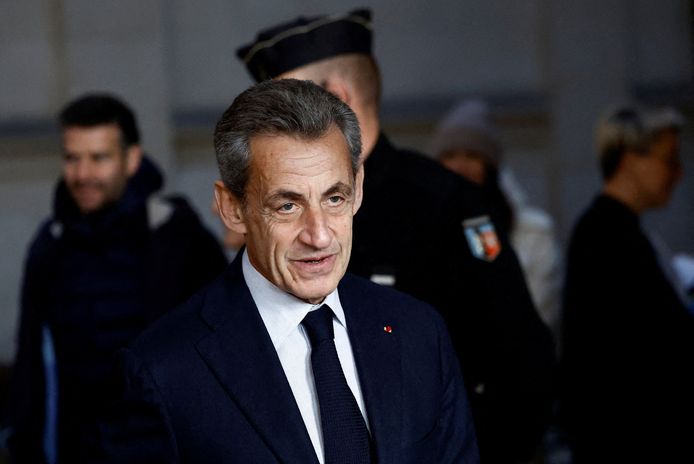 Oud-president Nicolas Sarkozy bij het hof van beroep in Parijs, archiefbeeld.